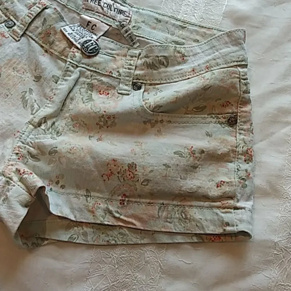 Free culture short